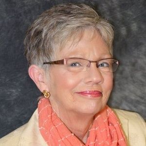 Meet your Posher, Carolyn